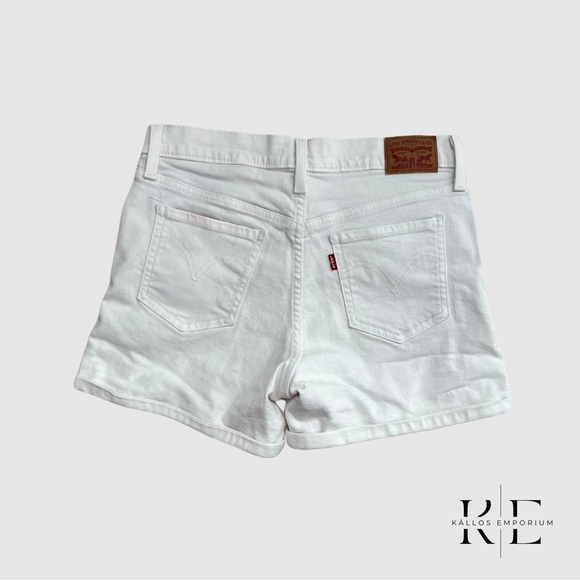 Levi’s Mid-Length Shorts - Picture 2 of 4